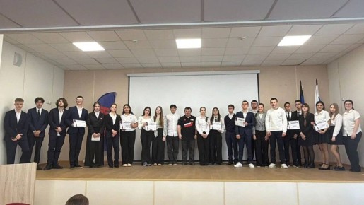 Наталья Великодная: Слово — сила: в Тельмановской гимназии выбрали лучших ораторов района