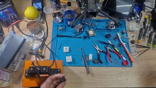 Работы технического отдела по ремонту, обслуживанию и модернизации разведывательных дронов