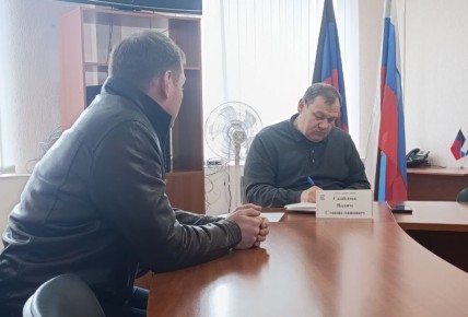 Прием граждан: решение социальных вопросов жителей Республики