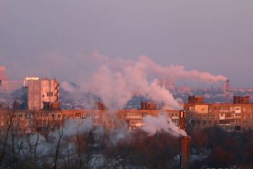 Глава ДНР Денис Пушилин поздравил с профессиональным праздником работников жилищно-коммунального хозяйства: