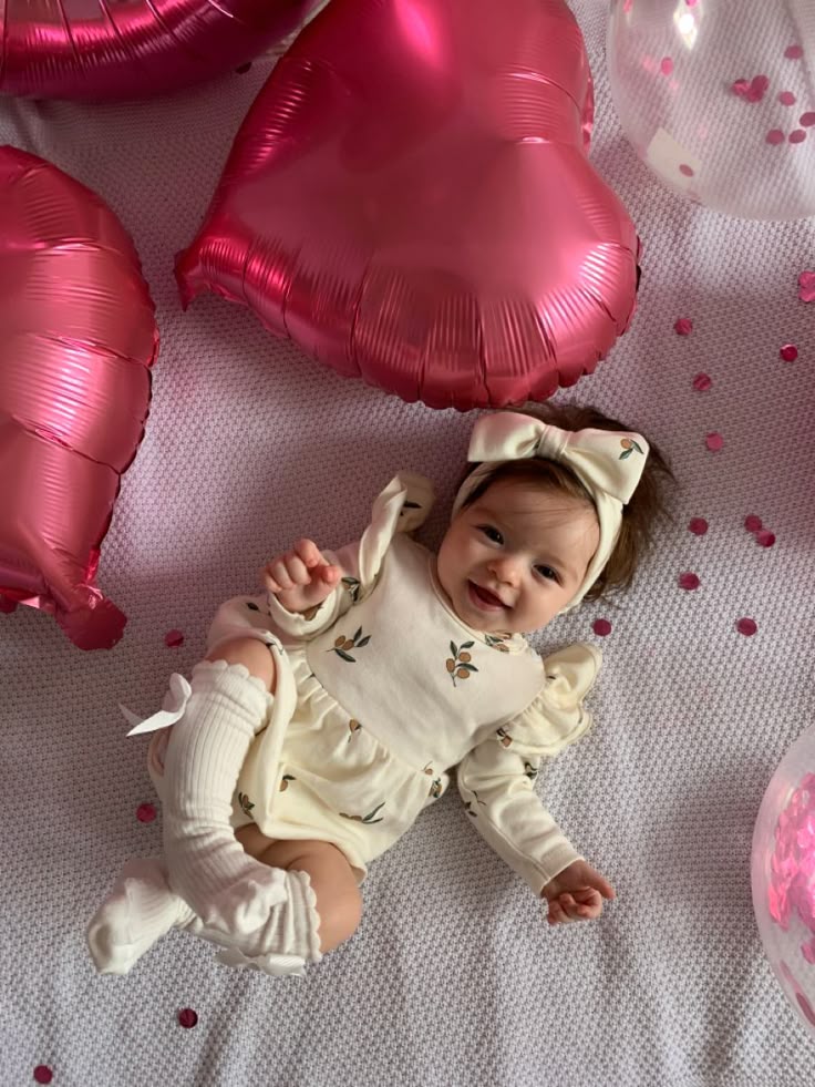 Иван Приходько: О рождаемости в Горловке. На прошлой неделе в ГБУ ДНР «ЦОМД г.Горловки» появилось на свет 6 новорожденных: 3 мальчика и 3 девочки