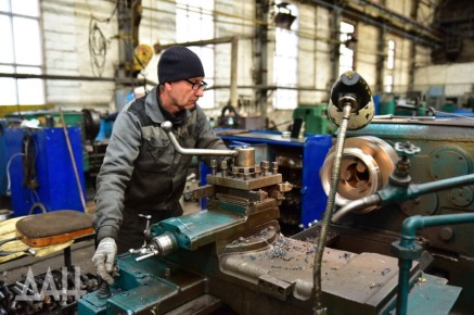 Хуснуллин считает ключевой задачей запуск промышленности в Донбассе и Новороссии