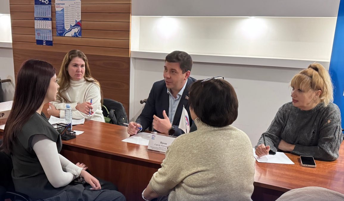 Депутаты Народного Совета фракции «Единая Россия» провели встречи с жителями Республики