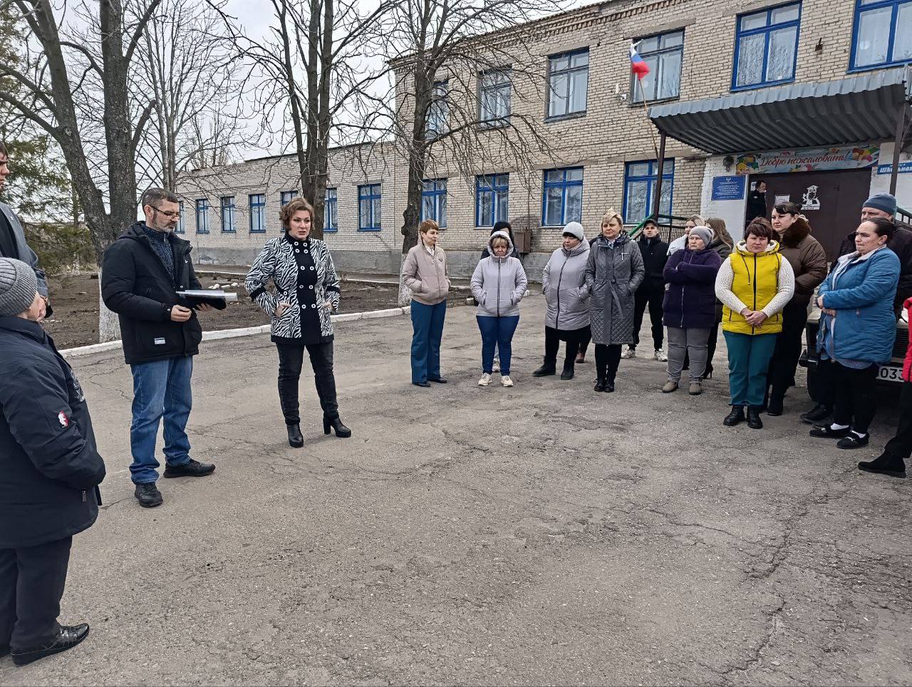 «Встреча депутата с избирателями: решение проблем и планы на будущее»