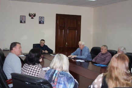 �������, 17 �����, ������� ����������� ���������� ������ ����� ��������� ������ ������� �� ������: �.�. ��������, �. ��������, ��. ���������, 2, �� ��������� ����� ��� ������ ��������