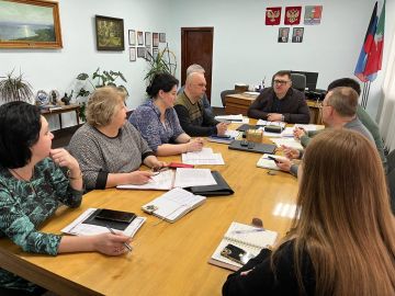 ������� �������: �������, 18 �����, ������ ����������� ��������� �� ������� �������� � �������� ������������ ����� � ������������� ����������� ������������� ������������� ������