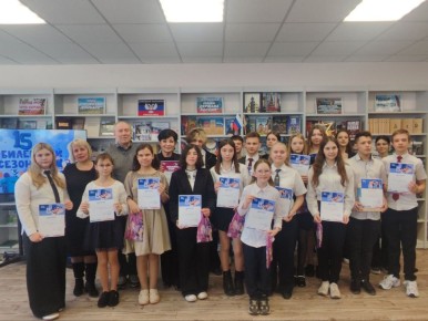 Муниципальный этап «Живой классики» в Дебальцево: юные чтецы покоряют сцену