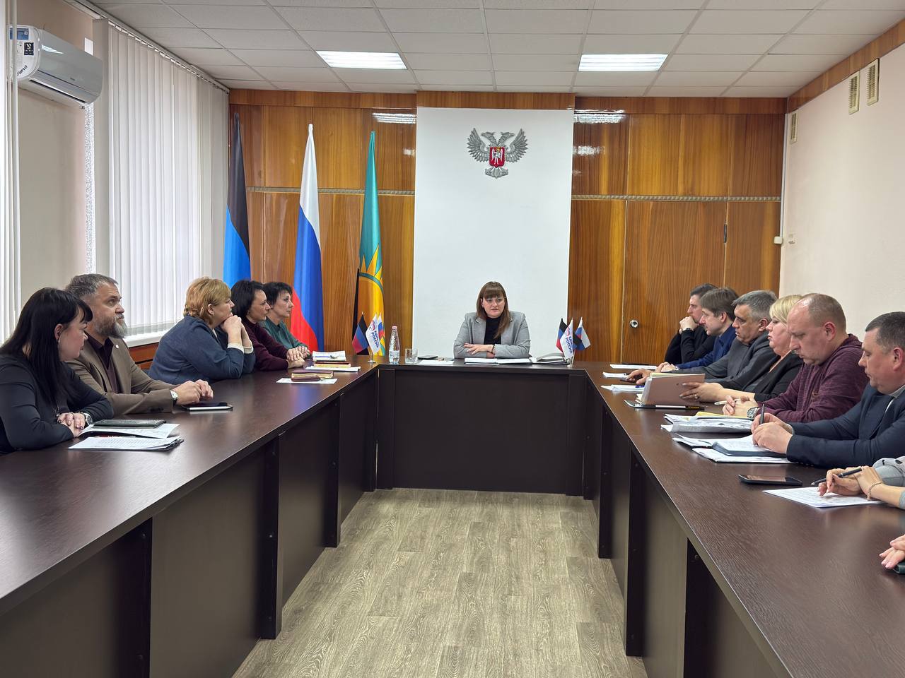 В городском округе Макеевка состоялось заседание политического совета местного отделения политической партии Единая Россия