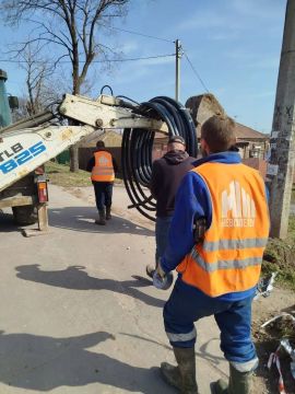 ��������� ������� �� �����-���������� ���������� ���� ������ ������ � ���������, ����������� ������������� ���������������� ��������� ������������ �����