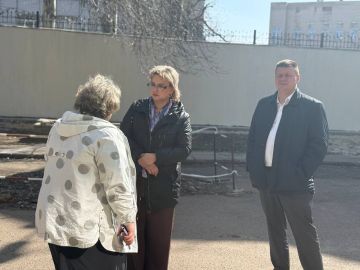 По поручению Главы ДНР Дениса Пушилина в Ворошиловском внутригородском районе продолжаются встречи с населением