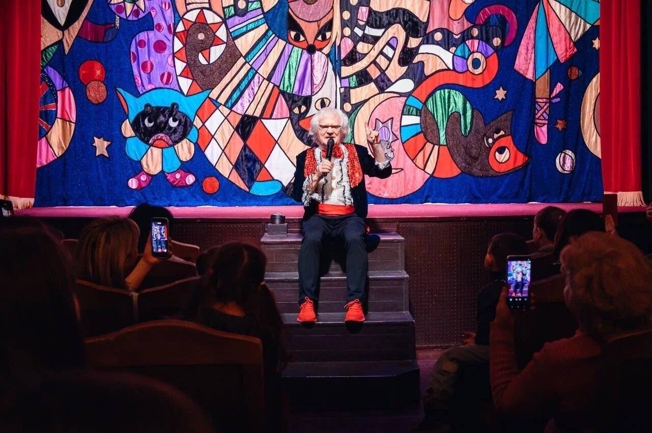 В Донецк приедет театр кошек Дмитрия Куклачева со спектаклем «КотоБум!»