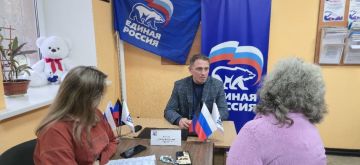 Александр Качанов провел личный прием граждан в Докучаевске