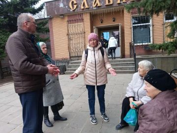 Встреча председателя Дебальцевского городского совета Сергея Шульженко с жителями Светлодарска: вопросы тепла и порядка