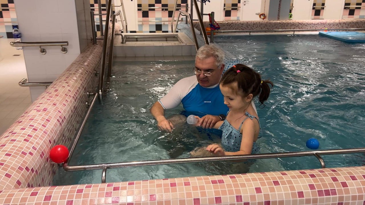 Девочка из Волновахи проходит комплексное обследование в Новоуренгойской ЦГБ