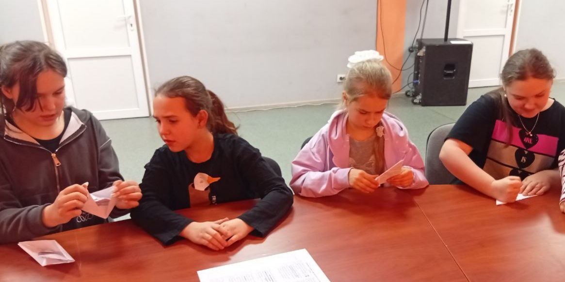 28 марта — День бумажного кораблика! День этот посвящён весне, воде и дружбе