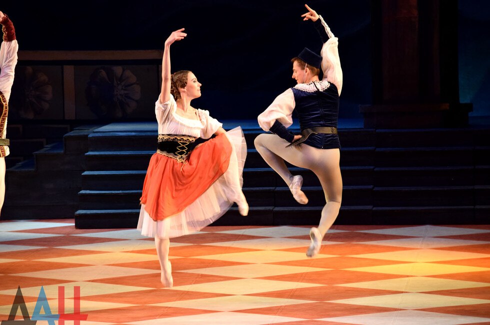 Фестиваль «Звезды мирового балета» хотят вернуть на донецкую сцену осенью