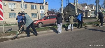 Наталья Великодная: Вторую субботу подряд продолжаем участвовать в акции "Зеленый Донбасс", инициированную Главой ДНР Денисом Пушилиным