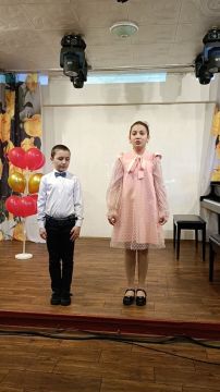 В Ждановской детской школе искусств состоялся концерт, посвященный семейным ценностям