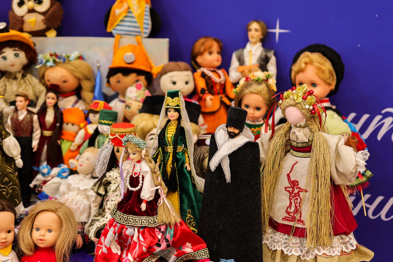 ДНР на передовой воспитания: делегация Республики приняла участие в первом окружном форуме «Новая философия воспитания» в ЮФО