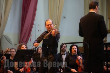 Сыграли будущее по нотам: Ростовский оркестр и Оркестр Непокоренных выступили на сцене донецкой филармонии