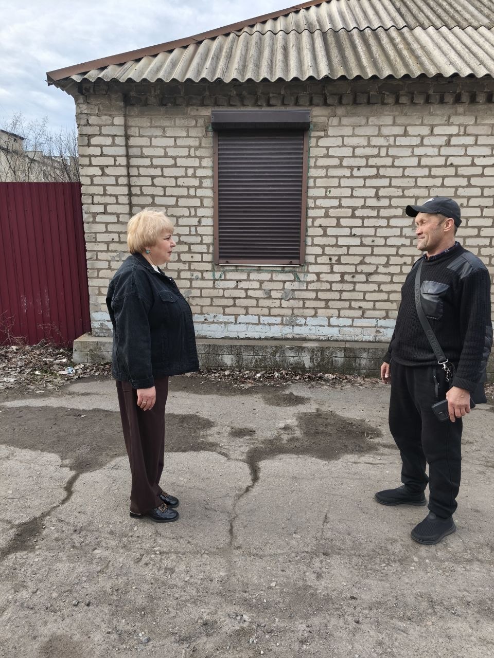 Депутат Дебальцевского городского совета от партии «Единая Россия» Наталья Косякова провела встречу с жителями микрорайона Восточный