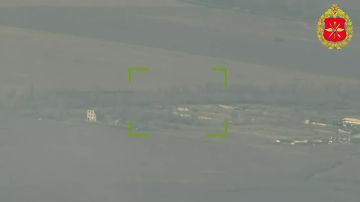 Минобороны России: 00:00 Расчеты БПЛА группировки «Центр» поразили пункты управления, антенны связи, технику и живую силу ВСУ на Добропольском направлении