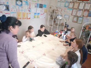 Сегодня, с участниками детских студий МБУ "Городской дом культуры" пгт