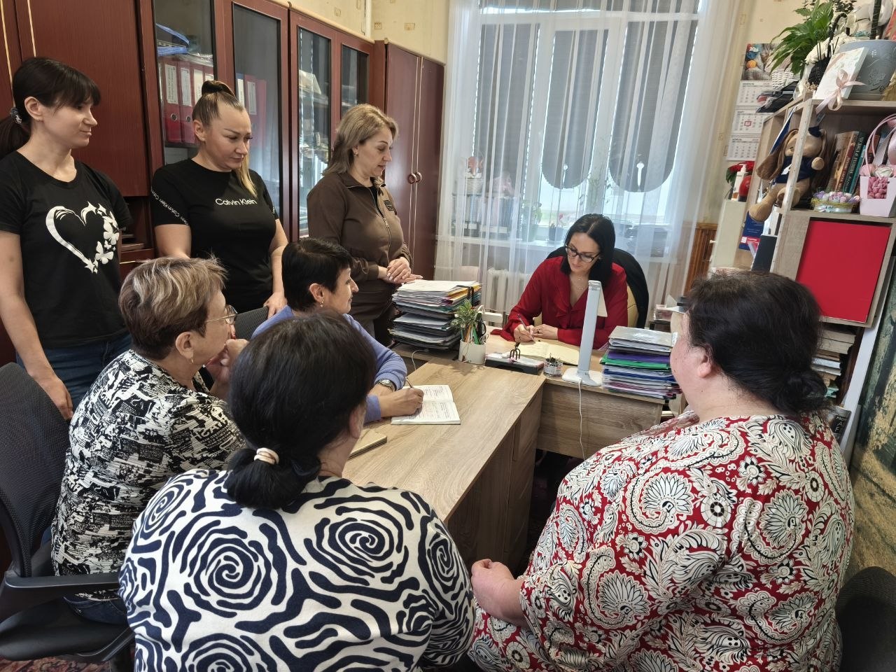 Депутат Старобешевского муниципального совета ДНР от партии «ЕДИНАЯ РОССИЯ» Алина Шпатусько провела встречу с трудовым коллективом ГБОУ «СТАРОБЕШЕВСКАЯ ШКОЛА № 2 СТАРОБЕШЕВСКОГО М.О.»