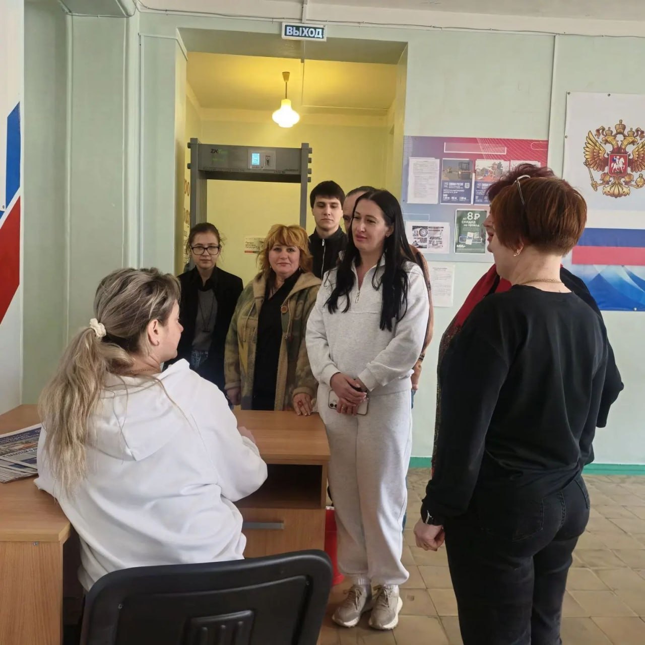 Иван Приходько: В Центрально-Городском районе Горловки прошли встречи лидеров общественного мнения с жителями