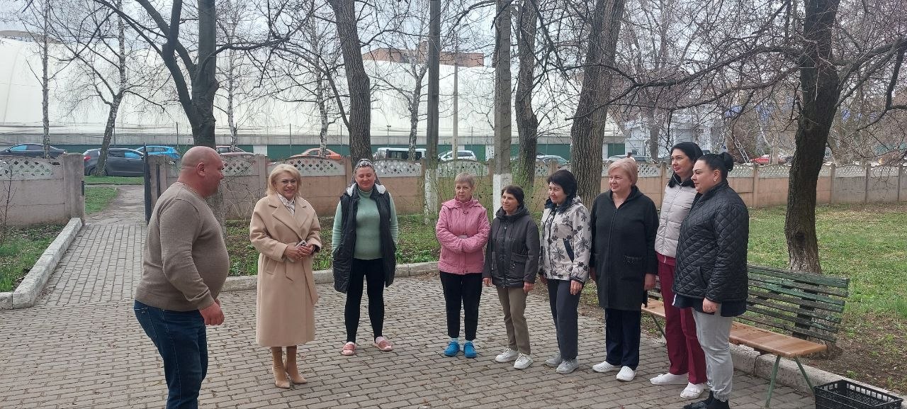 Сегодня, 31 марта, по поручению Главы ДНР Дениса Пушилина, заместитель руководителя Управы Калининского внутригородского района Администрации городского округа Донецк Вячеслав Пахущий совместно с депутатом Донецкого...