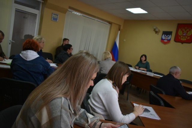 Игорь Лызов: В администрации Амвросиевского округа состоялось заседание межведомственной комиссии по вопросам профилактики правонарушений