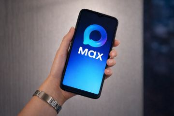 ������� � ���������: ������ ��� ����� �� 10 ����� �������� �������� ID � ����������� MAX