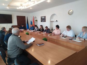 31 марта прошло заседание антинаркотической комиссии городского округа Торез под председательством Главы муниципального образования городской округ Торез Чеснокова А.В