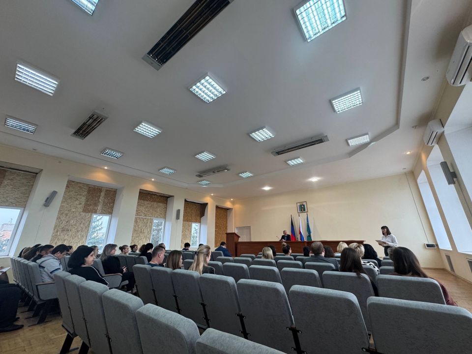 В администрации Мангушского муниципального округа прошло аппаратное совещание