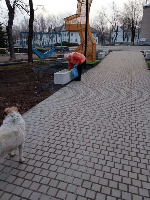 ��������� ������: � ������� �� ������. � ��������� ���� ��������� ������������� �������-����������������� ��������� ���������� ������ �� ������� � ����������