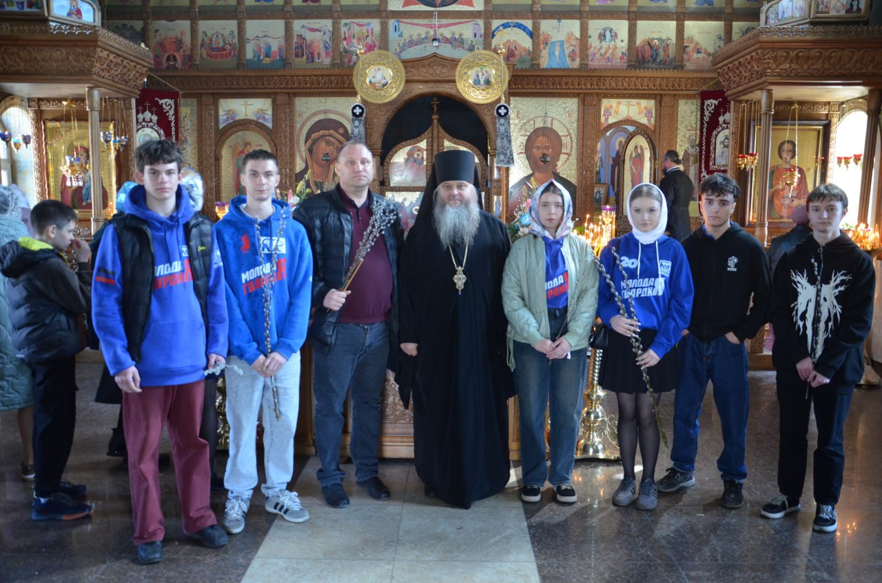 Разделяя радость светлого праздника