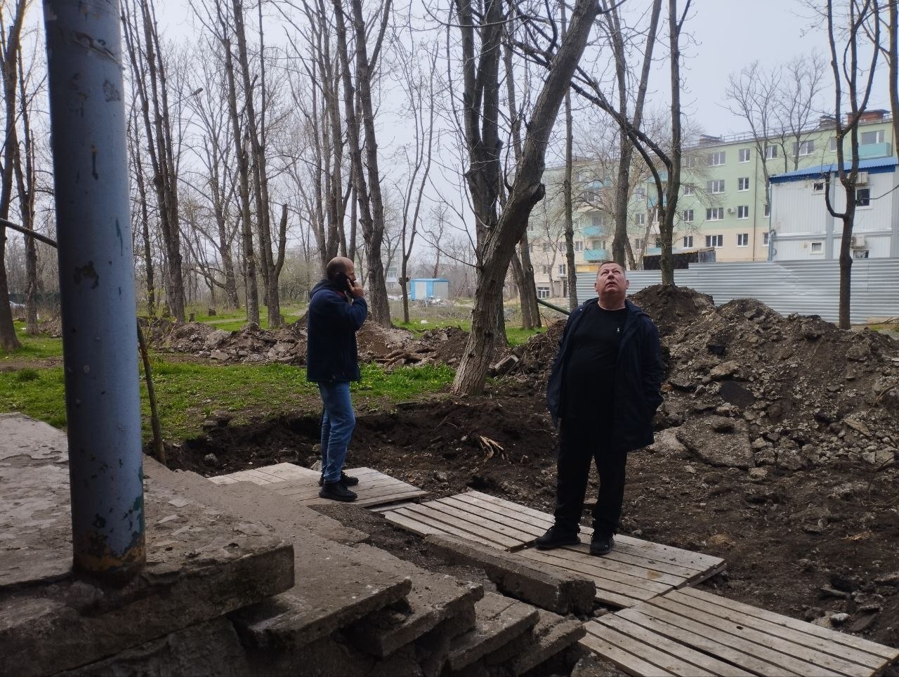 Благоустройство двора обернулось угрозой для жителей!