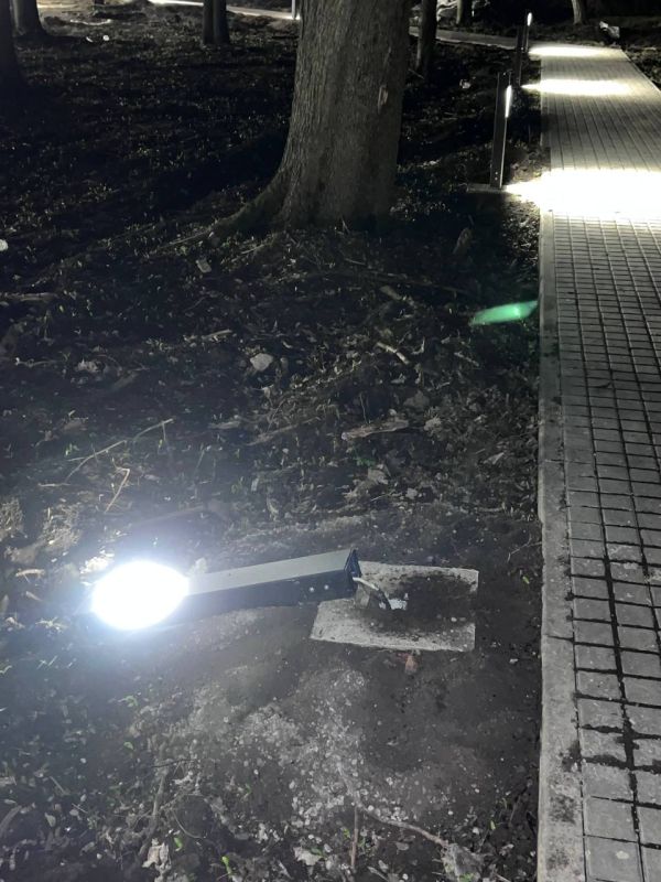 ��������� ������: ��������� ������������� � �� � ����� �����������������, � � �����