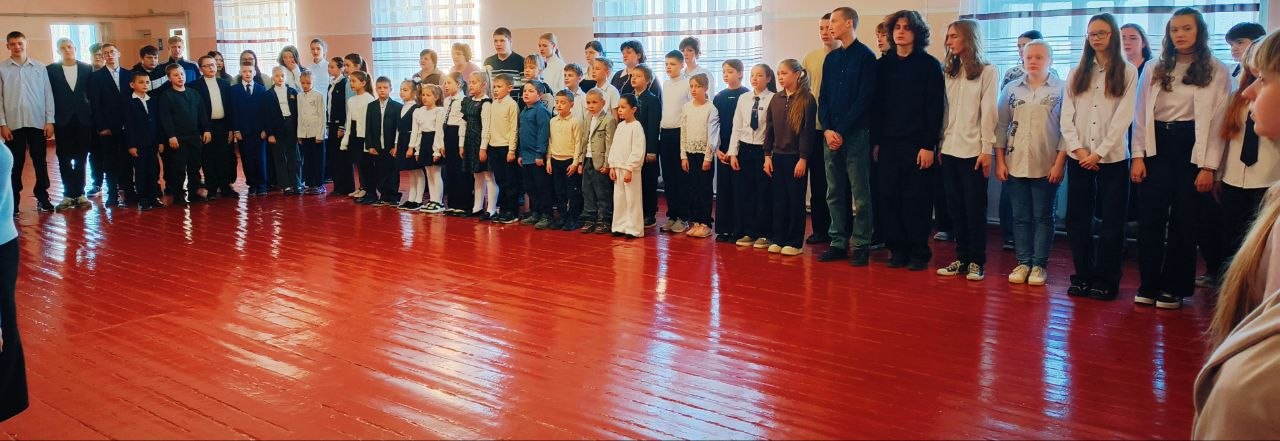 Ребята приступили к учебе, началась последняя в этом учебном году, самая короткая четверть