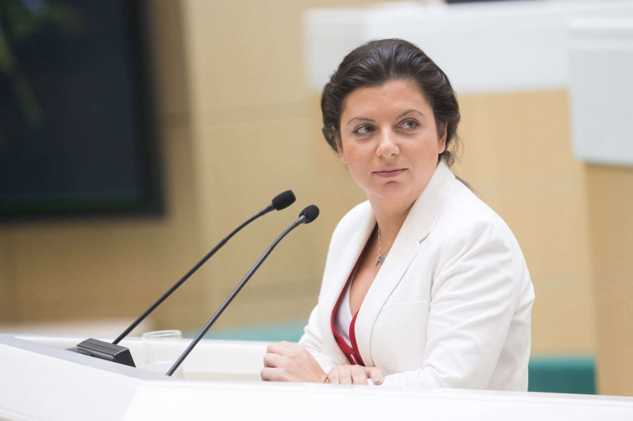 Александр Волошин: Сегодня свой День рождения празднует Маргарита Симоньян - личность, чей путь в служении на информационном фронте страны является примером для каждого журналиста