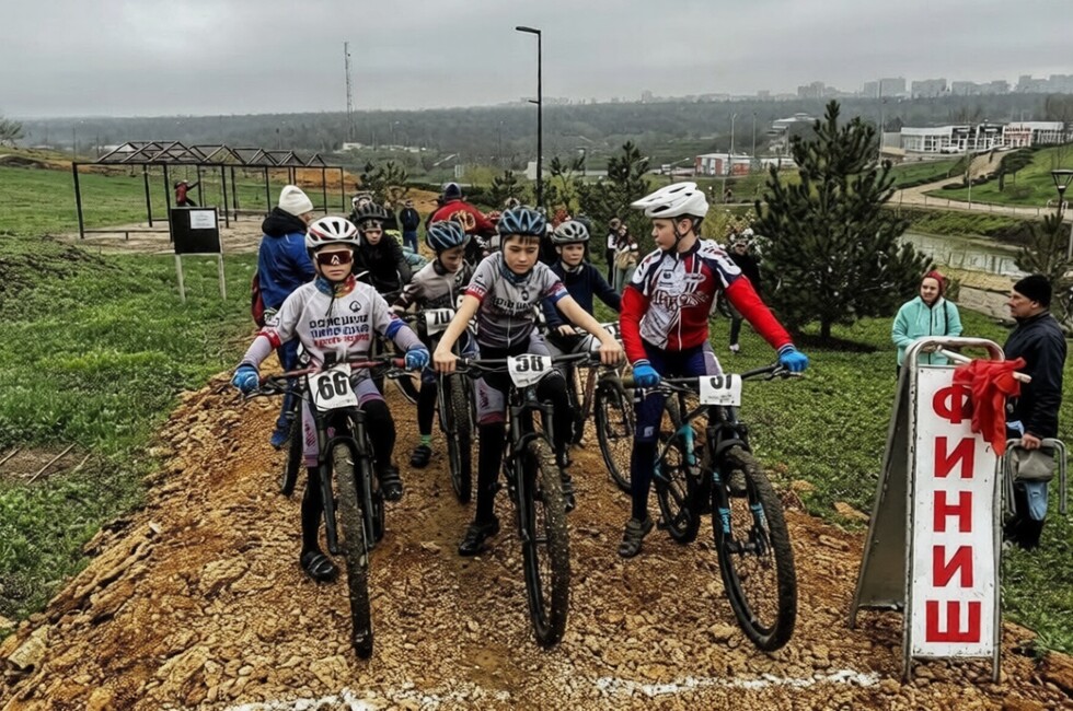 Погнали! Донецкие велосипедисты взяли четыре золота на первенстве в Ростове