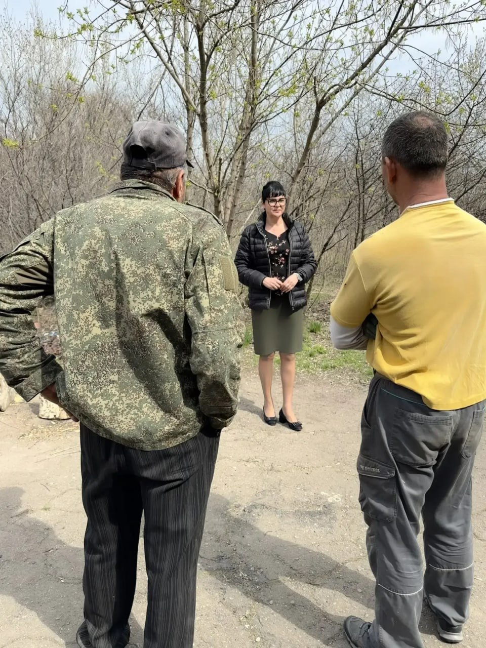 Встречи с населением. 6 апреля начальником Юнокоммунаровского территориального отдела управления по обеспечению деятельности территорий администрации городского округа Енакиево Еленой Коваленко проведена встреча с жителями...