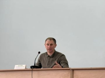 Александр Шатов: В администрации Шахтерского округа провели аппаратное совещание