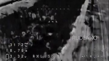 Андрей Руденко: На Добропольском направлении расчёты ударных FPV-дронов войск беспилотных систем в группировки войск «Центр», совершили налёт на посты радиоэлектронной борьбы формирований ВСУ