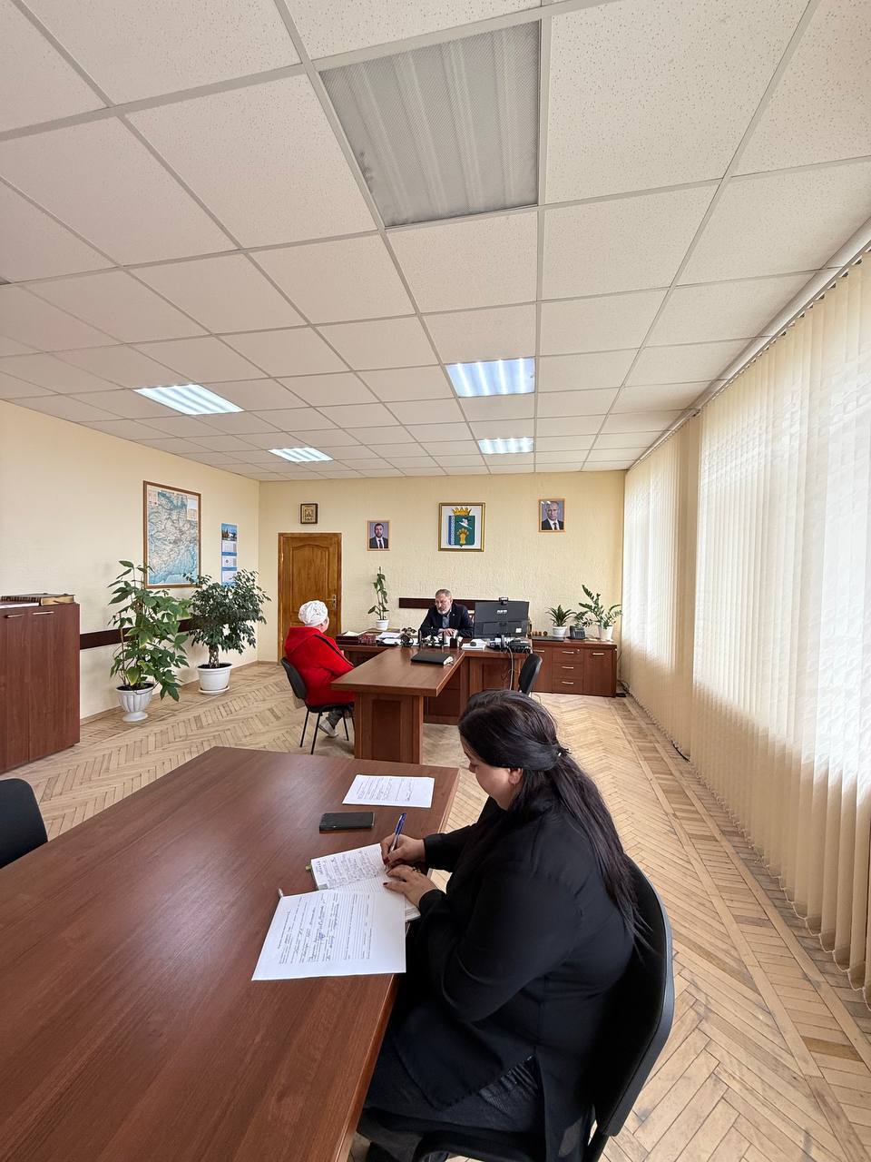 «Единая Россия» на связи с каждым: Борис Трима провёл прием жителей Мангушского округа