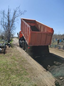 В рамках реализации программы благоустройства и повышения комфортности городской среды, председатель Дебальцевского городского совета Сергей Шульженко провел масштабную работу по благоустройству территории вокруг...