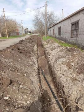 Василий Овчаров: Во исполнение поручений Главы ДНР Дениса Пушилина, с целью рационально использования водных ресурсов и во избежание потерь на сетях водоснабжения, специалисты Мособлводоканала завершили работы по замене двух...