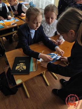 ���� ��. �. �. ������� ������� � ��������� 1-�� � 4-�� ������� ���� ��� � 7 �. �. �������� ������� ������ ����������� � ������, ������������ �� ��� ������������