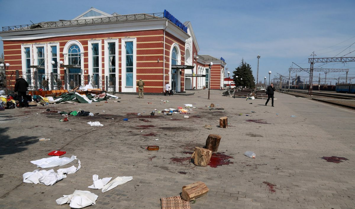 8 апреля 2022 года, хохлоскоты нанесли удар ракетой «Точка-У» по вокзалу в Краматорске, когда там происходила эвакуация населения