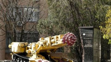 "Успеть бы по-человечески пожить": чем сегодня живет ДНР